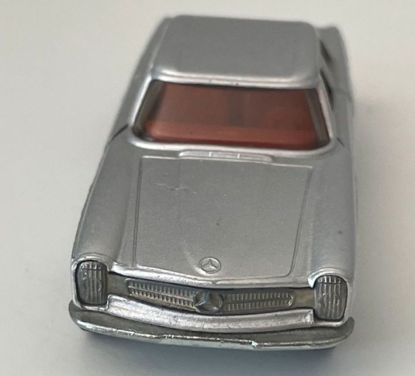 Siku Mercedes-Benz 280 SL 1972 V302 DieCast Model (2863)